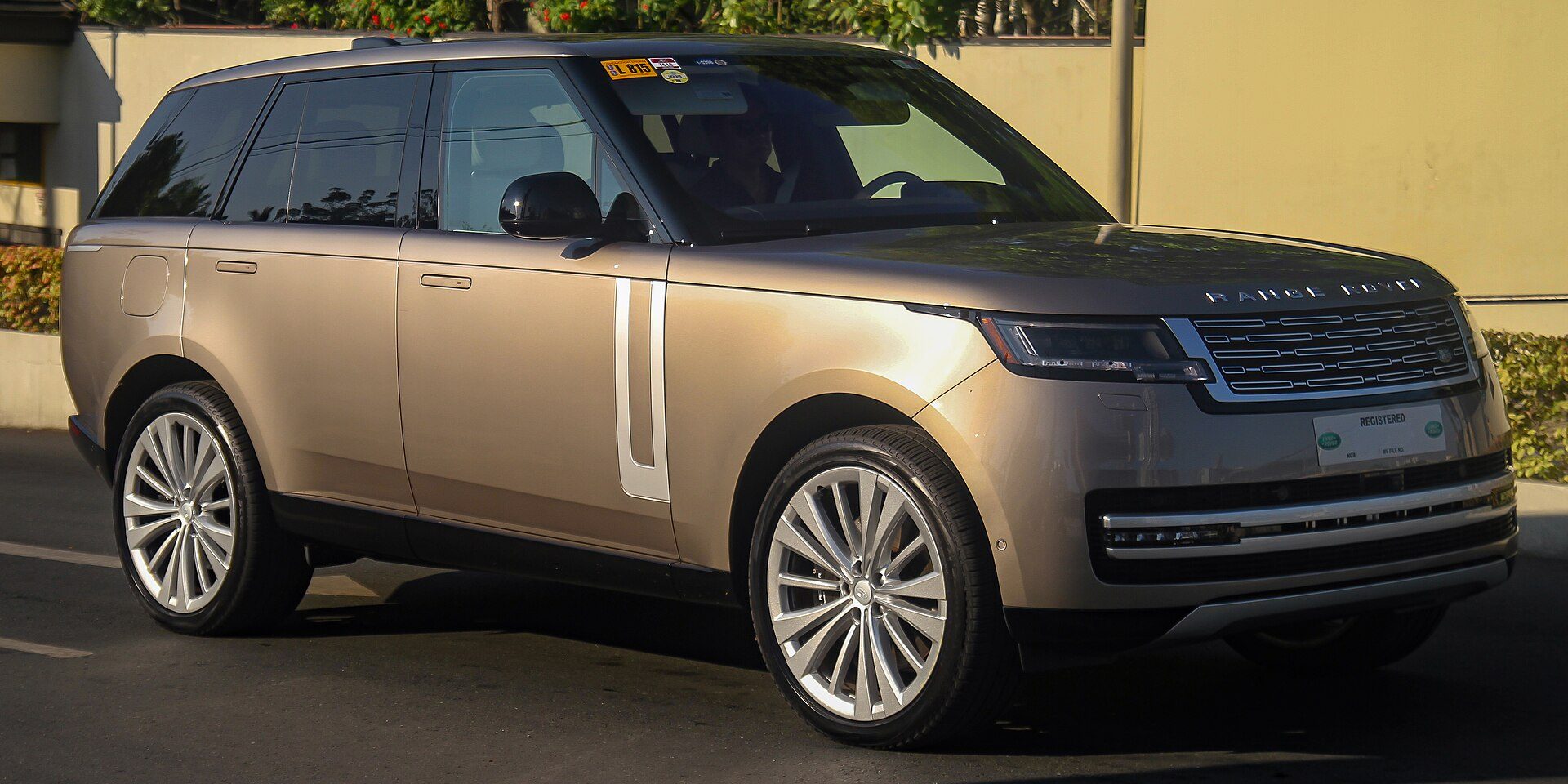 Land Rover Range Rover Autobiography P510e 2023